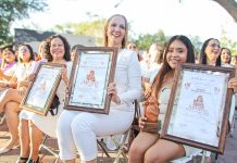 Fabiola Castro Ascencio recibe galardón Mucpaz 2026 del Gobierno del Estado de Colima