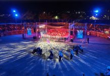 Festeja La Petatera noche colimota en pasodoble, con agrupaciones universitarias