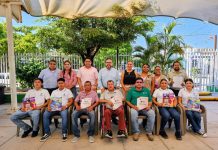 IEEA y Universidad de Colima entregan certificados de primaria y secundaria mediante el Movimiento ABC