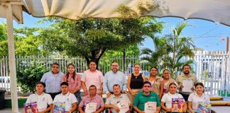 IEEA y Universidad de Colima entregan certificados de primaria y secundaria mediante el Movimiento ABC