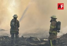 Aparatoso incendio se registró en una empresa recicladora en Tonalá, Jalisco