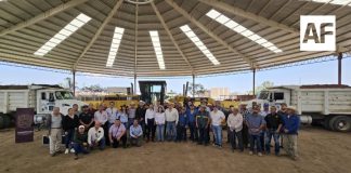 Laura Imelda entregó maquinaria a campesinos de Tlaquepaque, Jalisco