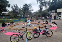 Llega la obra teatral A.SENTIR a la comunidad de El Naranjal, gracias a la UdeC y Casa Caracol