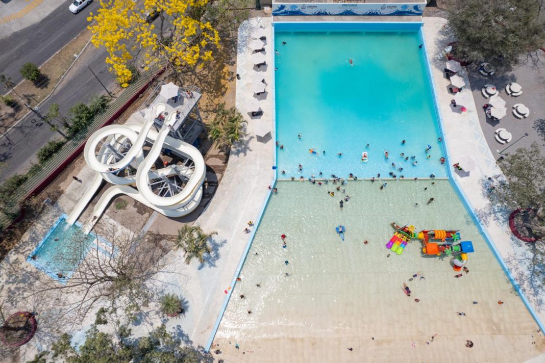 albercas parque regional