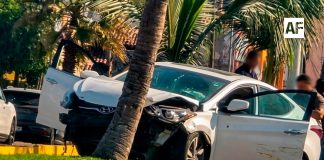 Un muerto tras persecución y balacera en el Boulevard de Manzanillo