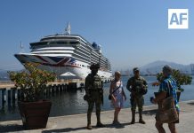 Arriba a Manzanillo el crucero ‘Arcadia’; es el único puerto mexicano en su travesía rumbo a Europa