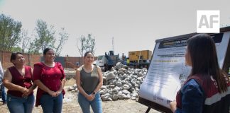 Indira Vizcaíno supervisa la construcción de nuevo pozo profundo en Coquimatlán; se invierten casi 17 mdp