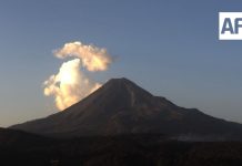 Volcán de Fuego sigue estable y con baja actividad: UEPC Colima