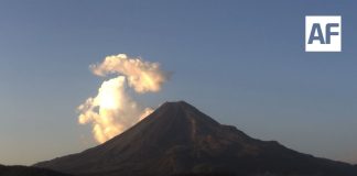 Volcán de Fuego sigue estable y con baja actividad: UEPC Colima