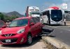 Choque entre autobús y dos vehículos particulares en la autopista Manzanillo–Armería deja daños materiales