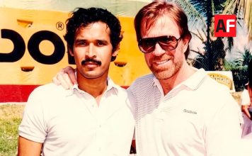 Recuerdan visita de Chuck Norris a Manzanillo tras confirmarse su fallecimiento