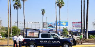 Por descarga eléctrica, quedan fuera de servicio semáforos en glorieta Griselda Álvarez