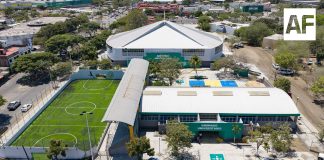 Gobernadora Indira Vizcaíno y Rector de la UdeC entregan la rehabilitación del Complejo Deportivo Universitario de Tecomán