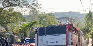 Incendio en vivienda de Suchitlán moviliza a Protección Civil Comala; no hubo lesionados