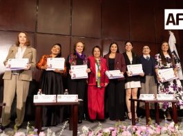 Indira: 8M recuerda los procesos que las mujeres han vivido para estar más presentes en actividades profesionales