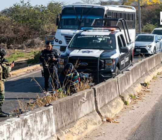 Balean a motociclista sobre carretera Santiago–Chandiablo, en Manzanillo; reportan estado grave