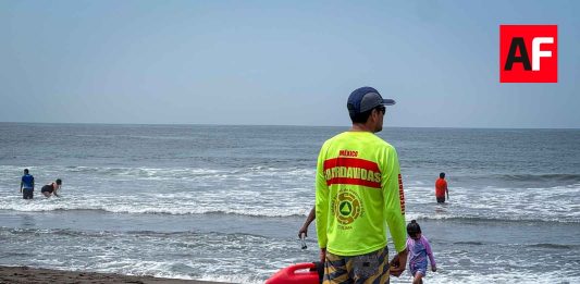 Operativo de Semana Santa en Colima despliega más de 240 elementos y refuerza vigilancia ante alta afluencia turística: Erick González