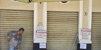 Suspenden obras en portal del Centro Histórico de Colima tras caída de plafón