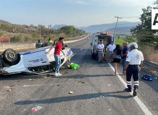 Volcadura en autopista Colima–Manzanillo deja cinco personas lesionadas; vialidad parcialmente obstruida