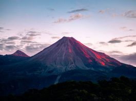 En calma y con bajo riesgo se mantiene el Volcán de Fuego: UEPC Colima