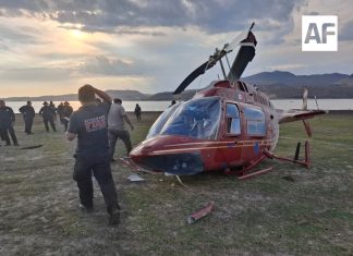 Cae helicóptero en predio aledaño a la Presa del Bosque en Zitácuaro, Michoacán