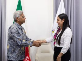 Gobernadora Indira Vizcaíno recibe a Embajador de Singapur en México para fortalecer la relación de Colima con ese país