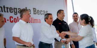 Con 200 beneficiarios, las becas Coca Cola Colima llegan a su edición 49