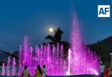 Fuentes danzarinas, en zona centro de Manzanillo, retoma su papel como atractivo de la ciudad