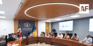 Gobernador de Jalisco garantiza recursos para sobrevivientes de explosiones de 1992 en Guadalajara