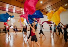 Invita Univerdanza a un “Viaje a tierra clara”, en el Teatro Universitario