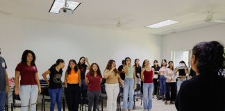 Participan estudiantes de Turismo en jornada de arte popular y entrenamiento actoral