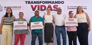 Rosi Bayardo entrega apoyos para mejoramiento de viviendas