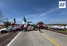 Transportistas de ANTAC y campesinos inician bloqueos en varias vialidades del país