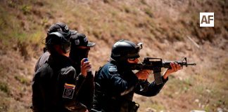 Policías de Jalisco concluyen capacitación con instructores de Colombia en operaciones tácticas
