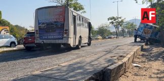 Choque múltiple en el Boulevard Costero de Manzanillo deja daños materiales y provoca caos vial