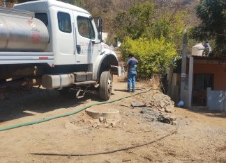 Lleva Conagua bienestar y agua potable a las familias de Manzanillo a través de sus brigadas