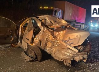 Tragedia en la carretera Colima–Cuauhtémoc: volcadura deja un menor sin vida y tres lesionados