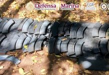 Detienen a cinco presuntos integrantes de grupo delictivo en Sinaloa; aseguran armas y vehículo