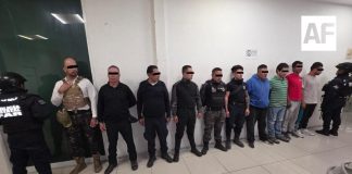 Detienen a 10 por robo violento de transporte en Jilotzingo; seis son policías municipales