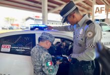 Cristian Gael, de 9 años de edad, es designado como Guardia Nacional Honorario en Colima