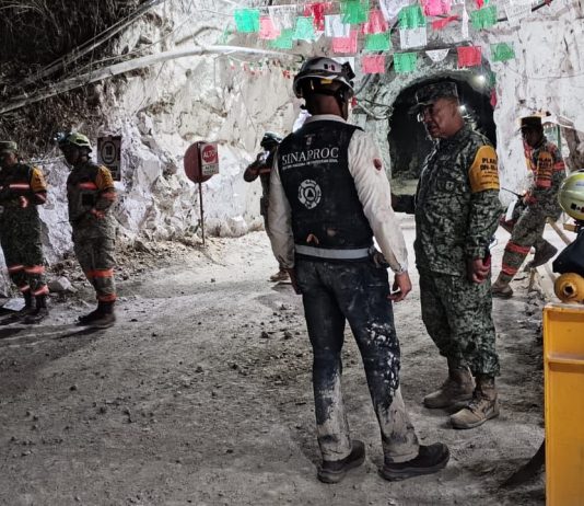 Continúa búsqueda de último minero en mina Santa Fe en El Rosario, Sinaloa