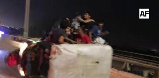 Reportan volcadura de mototaxi en Barrio IV del Valle, Manzanillo