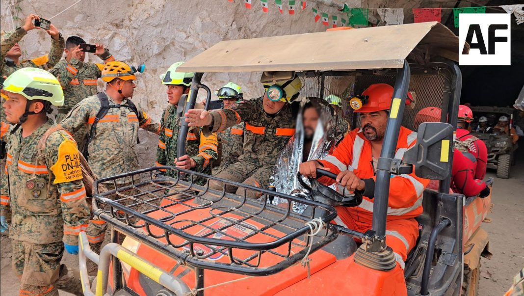 rescate de segundo minero con vida 8 abril_3