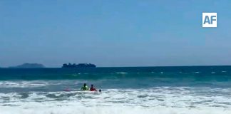 Guardavidas de UEPC Colima y PC Manzanillo rescatan a dos hombres en La Audiencia y Miramar