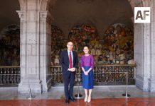 Presidenta Claudia Sheinbaum se reúne con el Alto Comisionado de la ONU para los Derechos Humanos, Volker Türk