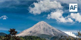 Volcán de Colima se mantiene estable y con baja actividad: UEPC