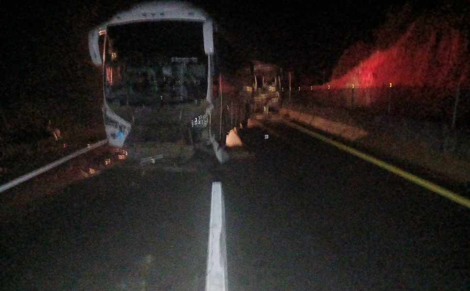 Carambola de vehículos dejó dos muertos y 44 heridos en Tequila, Jalisco