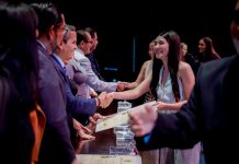 Entrega UdeC 200 grados académicos y títulos profesionales a 128 mujeres y 72 hombres