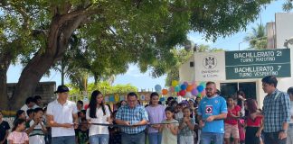 Festejan a 123 niños de la Primaria Independencia, en Armería