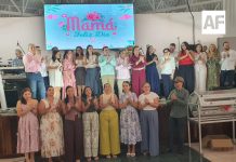 STSGE celebra a madres sindicalizadas con rifas, regalos y llamado a la unidad en Colima